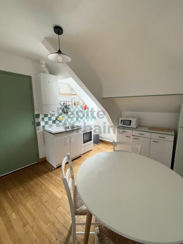 Studio entièrement meublé – Quartier Doulon