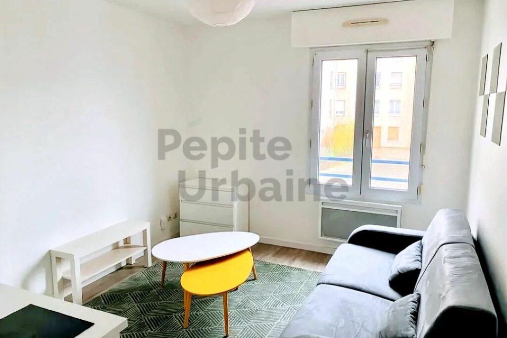 Bel appartement proche de la place René Bouhier, accès immédiat hyper centre et facultés.