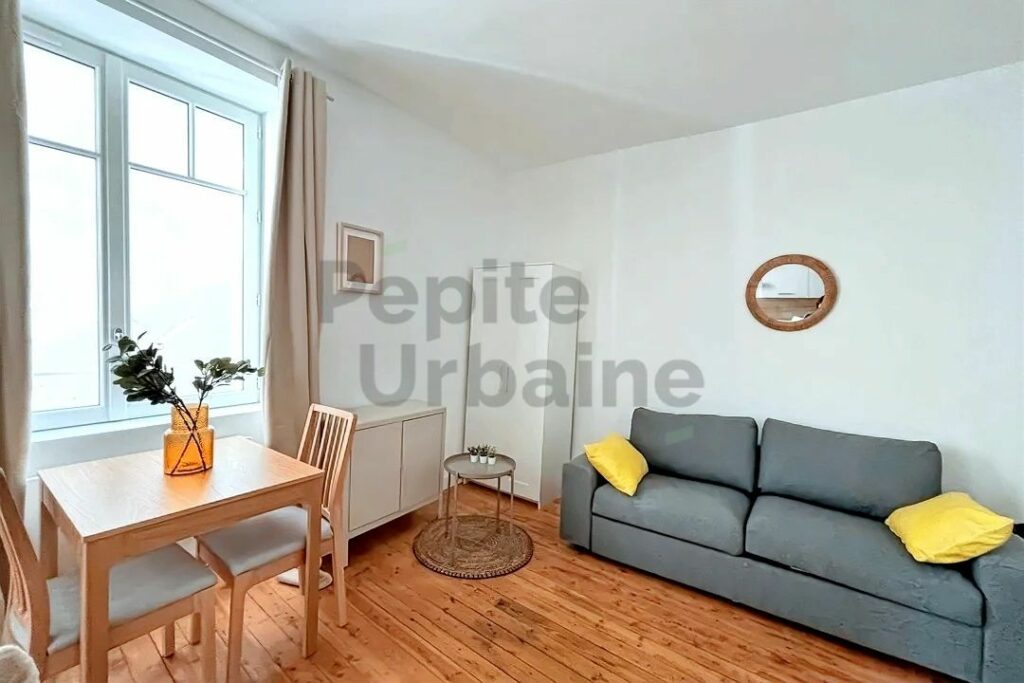 Studio entièrement refait et meublé à neuf – Nantes centre