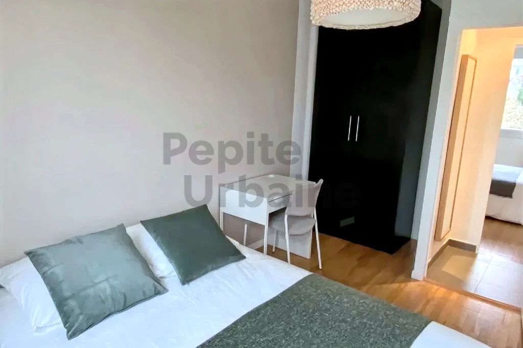 Superbe appartement en dernier étage avec balcon et vue dégagée – Quartier PROCE