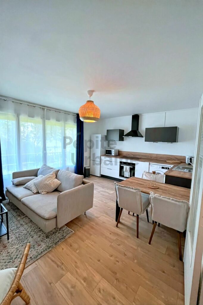 Superbe T3 refait et meublé à neuf – proche CHU