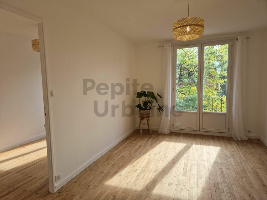 Appartement refait à NEUF, 2 chambres 52 m² – Proche Beauséjour, ligne de tram 3 avec cave