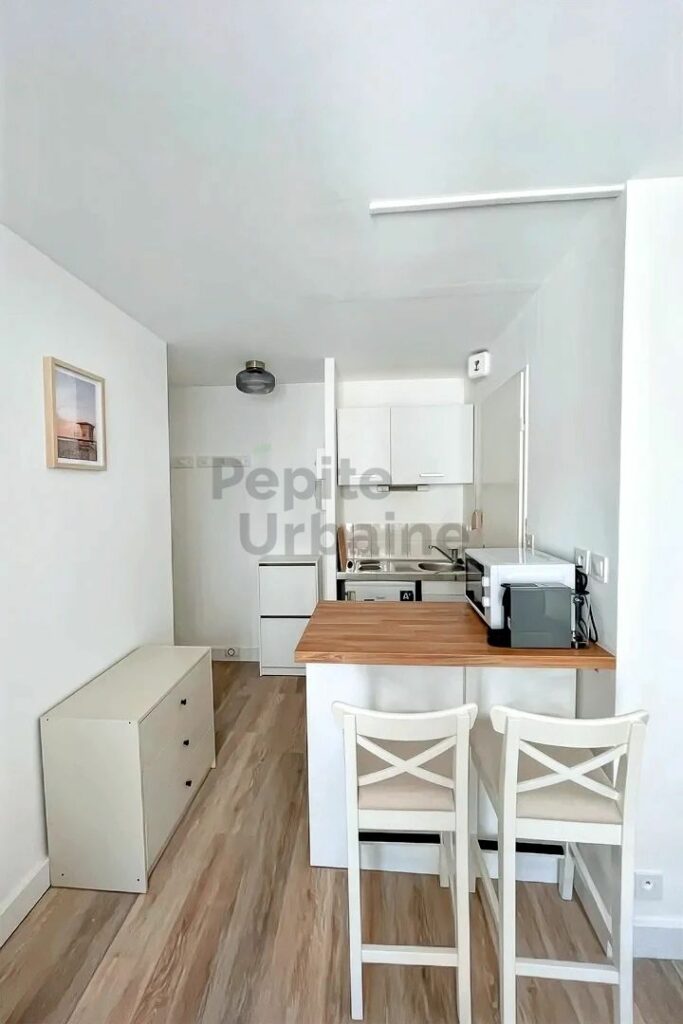 Studio idéalement placé entre Talensac et la place Viarme !