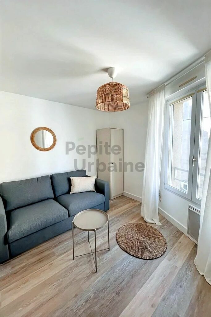 Studio idéalement placé entre Talensac et la place Viarme !