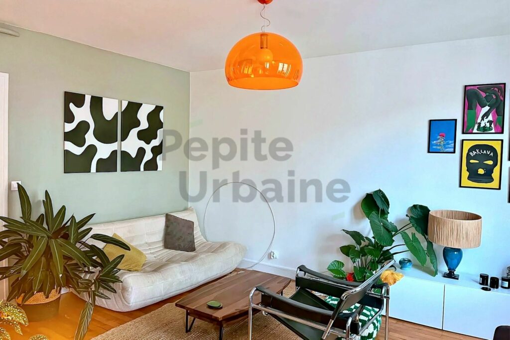 A LOUER  agréable T3 meublé traversant proche du tram ligne 2