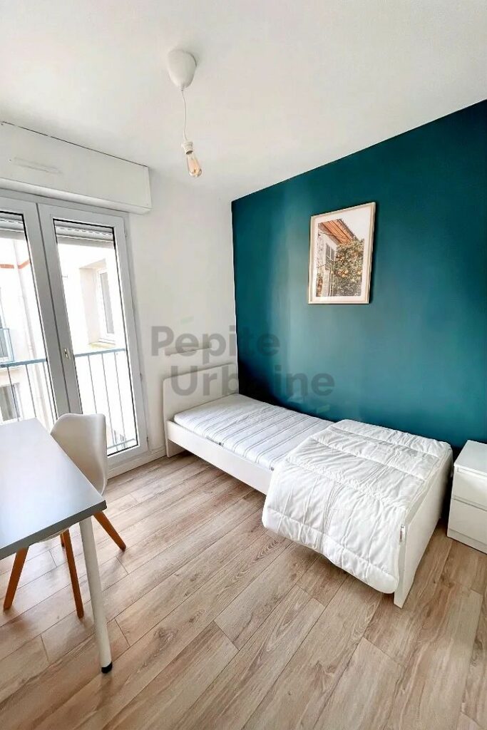 📍 Coup de cœur – Duplex meublé de 3 chambres | Place Viarme, Nantes