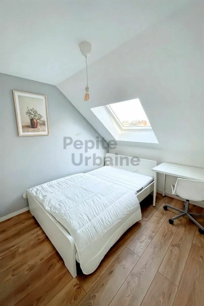📍 Coup de cœur – Duplex meublé de 3 chambres | Place Viarme, Nantes