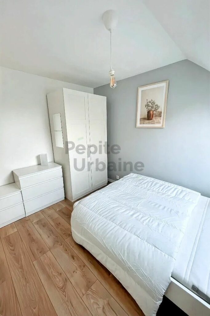 📍 Coup de cœur – Duplex meublé de 3 chambres | Place Viarme, Nantes