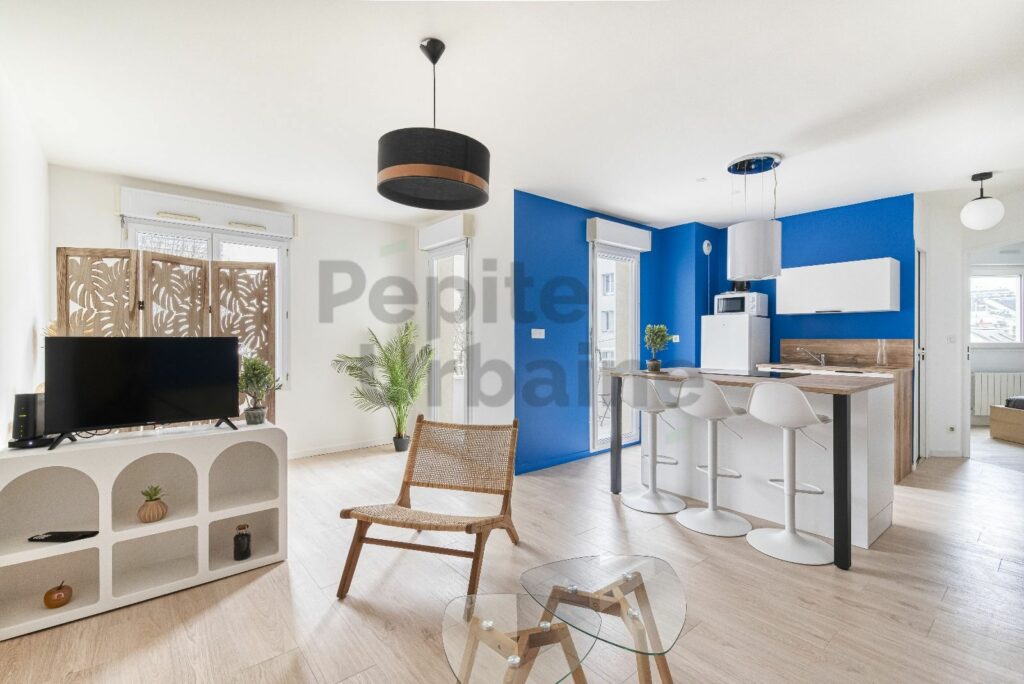 Magnifique T2 entièrement meublé et équipé avec box privatif fermé