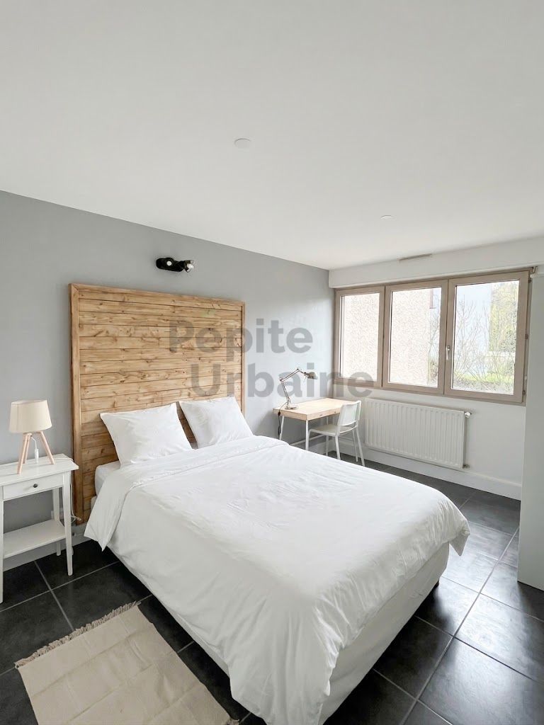 Très bel appartement récent et meublé avec 3 chambres, lumineux et sans vis à vis